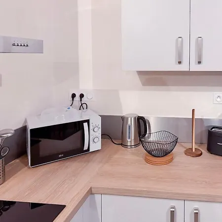 Maison 5-6 Personnes -15 Min Du Parc - Parking -by R&g * La Pommeraie-sur-Sèvre