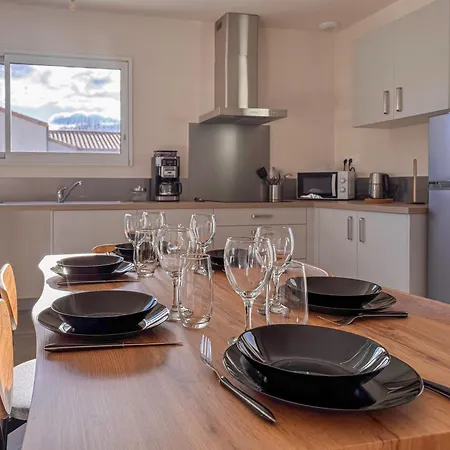 Maison 5-6 Personnes -15 Min Du Parc - Parking -by R&g La Pommeraie-sur-Sèvre