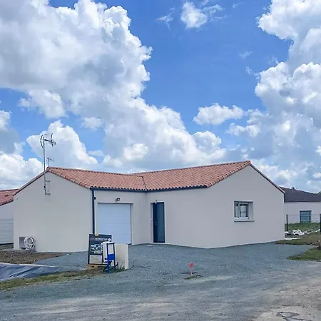 Maison 5-6 Personnes -15 Min Du Parc - Parking -by R&g La Pommeraie-sur-Sèvre