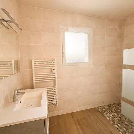 Nyaraló Maison 5-6 Personnes -15 Min Du Parc - Parking -by R&g *